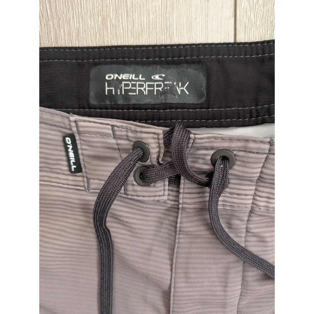 O'Neill Hyperfreak Board Shorts Size 38 Tan Green Colorful